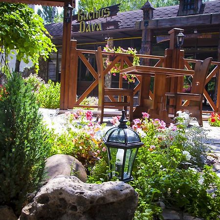 Hotel Bachus Chişinău Eksteriør billede